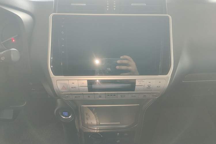 Used Toyota Prado 2019 3.5L Automatic TX-L Deluxe Edition with Rear-Mounted Spare Tire Audio And AC Panel