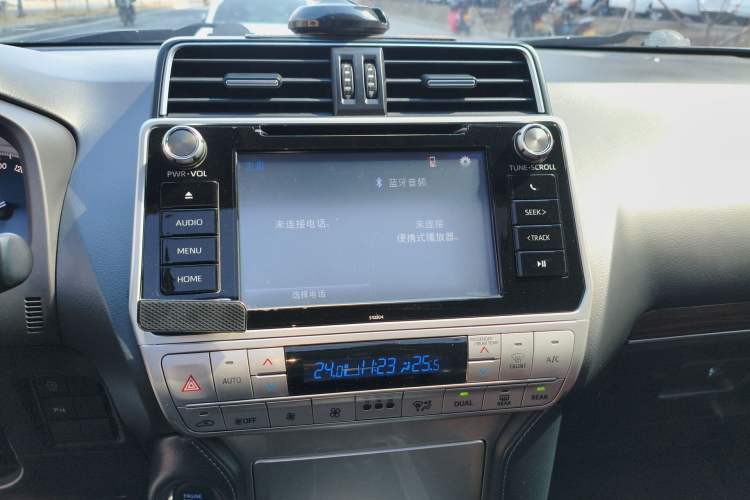 Used Toyota Prado 2019 3.5L Automatic TX-L Deluxe Edition with Rear-Mounted Spare Tire Audio And AC Panel