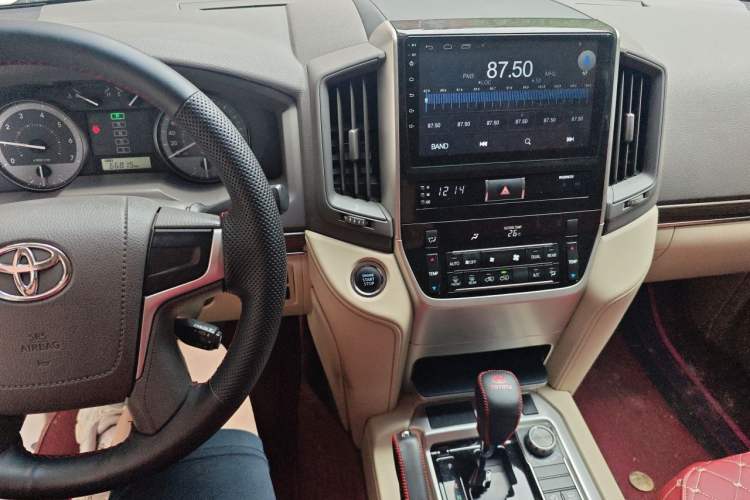 Used Toyota Prado  Audio And AC Panel