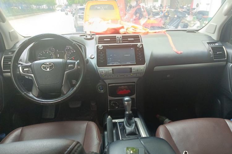 Used Toyota Prado 2019 3.5L Automatic TX-L Deluxe Edition with Rear-Mounted Spare Tire Center Console