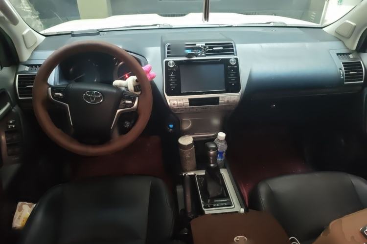 Used Toyota Prado 2019 3.5L Automatic TX-L Deluxe Edition with Rear-Mounted Spare Tire Center Console