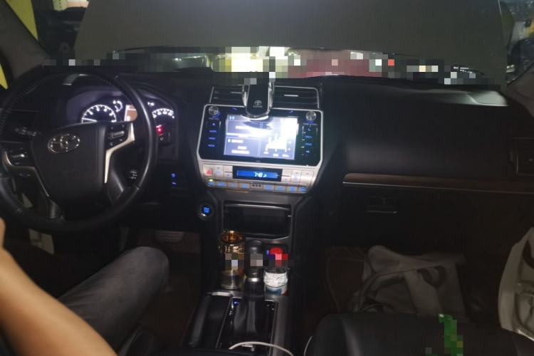 Used Toyota Prado 2019 3.5L Automatic TX-L Deluxe Edition with Rear-Mounted Spare Tire Center Console