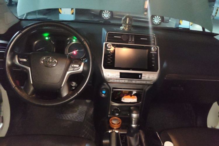 Used Toyota Prado 2019 3.5L Automatic TX-L Deluxe Edition with Rear-Mounted Spare Tire Center Console