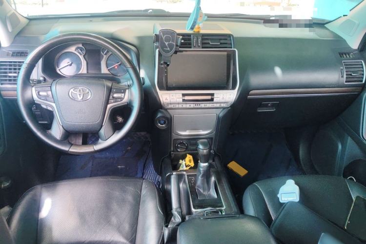Used Toyota Prado 2019 3.5L Automatic TX-L Deluxe Edition with Rear-Mounted Spare Tire Center Console