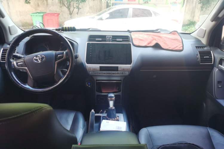 Used Toyota Prado 2019 3.5L Automatic TX-L Deluxe Edition with Rear-Mounted Spare Tire Center Console