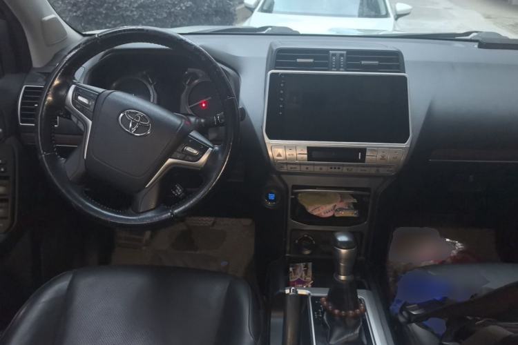 Used Toyota Prado 2019 3.5L Automatic TX-L Deluxe Edition with Rear-Mounted Spare Tire Center Console
