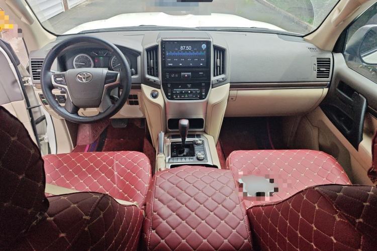 Used Toyota Prado  Center Console