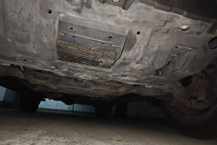 Used Toyota Prado 2019 2.7L TX-L U.S. Specification Chassis Front