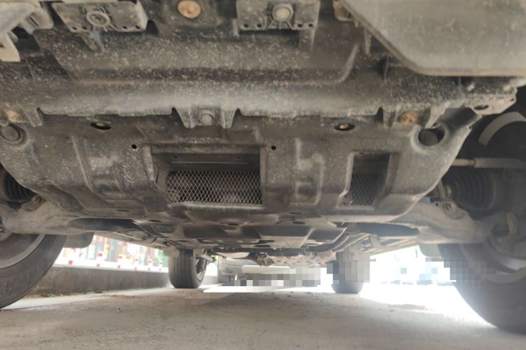 Used Toyota Prado 2019 3.5L Automatic TX-L Deluxe Edition with Rear-Mounted Spare Tire Chassis Front