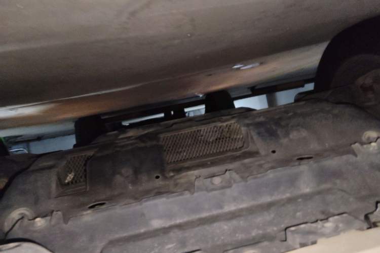 Used Toyota Prado 2019 3.5L Automatic TX-L Deluxe Edition with Rear-Mounted Spare Tire Chassis Front