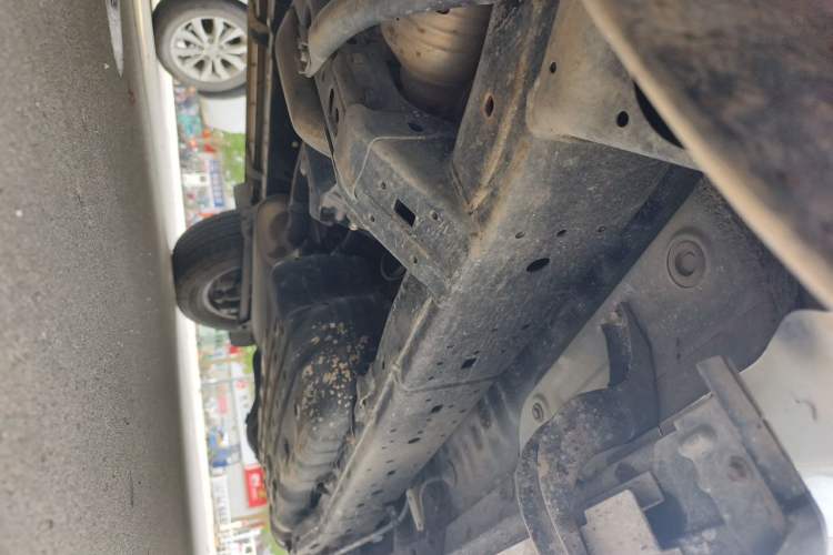 Used Toyota Prado 2019 4.0L TX-L Middle East Chassis Front Left