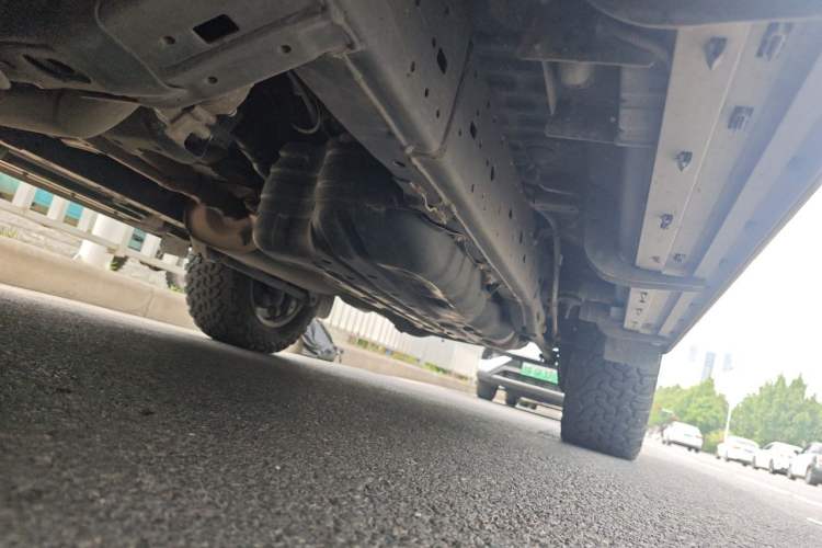 Used Toyota Prado 2019 3.5L Automatic TX-L Deluxe Edition with Rear-Mounted Spare Tire Chassis Front Left