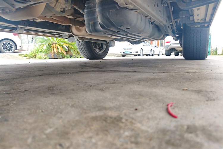 Used Toyota Prado 2019 3.5L Automatic TX-L Deluxe Edition with Rear-Mounted Spare Tire Chassis Front Left