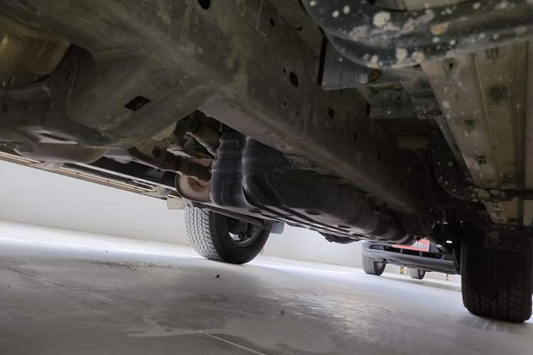 Used Toyota Prado 2019 3.5L Automatic TX-L Deluxe Edition with Rear-Mounted Spare Tire Chassis Front Left