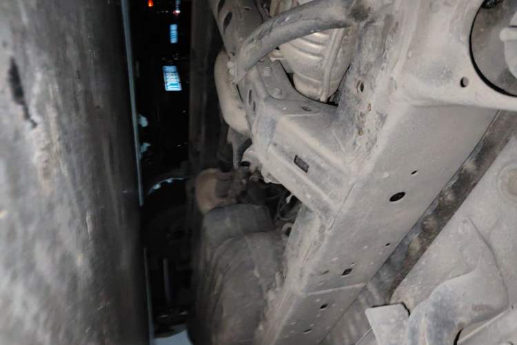 Used Toyota Prado 2019 3.5L Automatic TX-L Deluxe Edition with Rear-Mounted Spare Tire Chassis Front Left