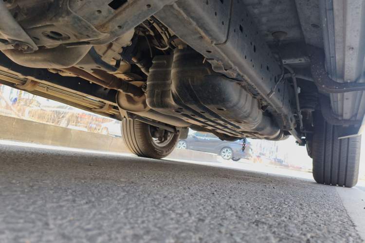 Used Toyota Prado 2019 3.5L Automatic TX-L Deluxe Edition with Rear-Mounted Spare Tire Chassis Front Left