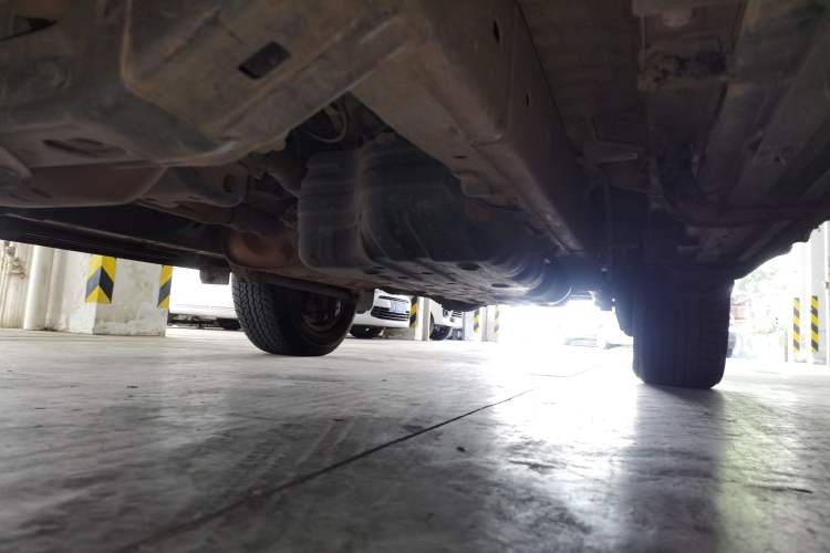 Used Toyota Prado 2019 3.5L Automatic TX-L Deluxe Edition with Rear-Mounted Spare Tire Chassis Front Left