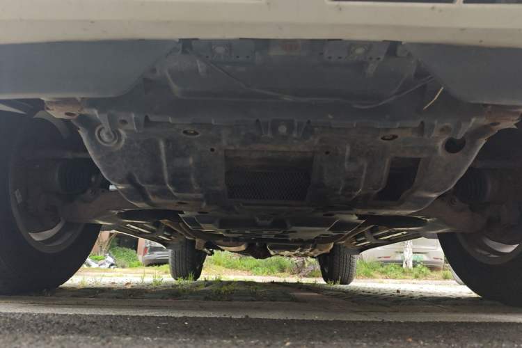 Used Toyota Prado 2019 3.5L Automatic TX-L Deluxe Edition with Rear-Mounted Spare Tire Chassis Front