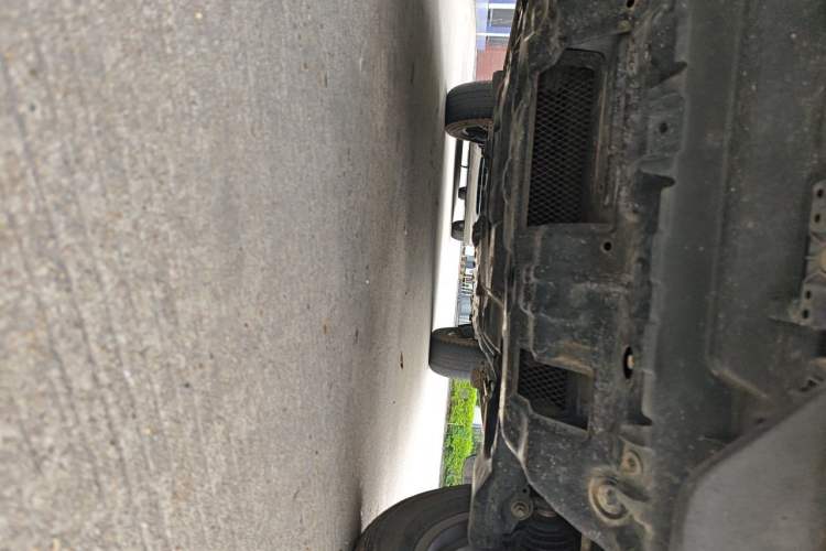 Used Toyota Prado 2019 3.5L Automatic TX-L Deluxe Edition with Rear-Mounted Spare Tire Chassis Front