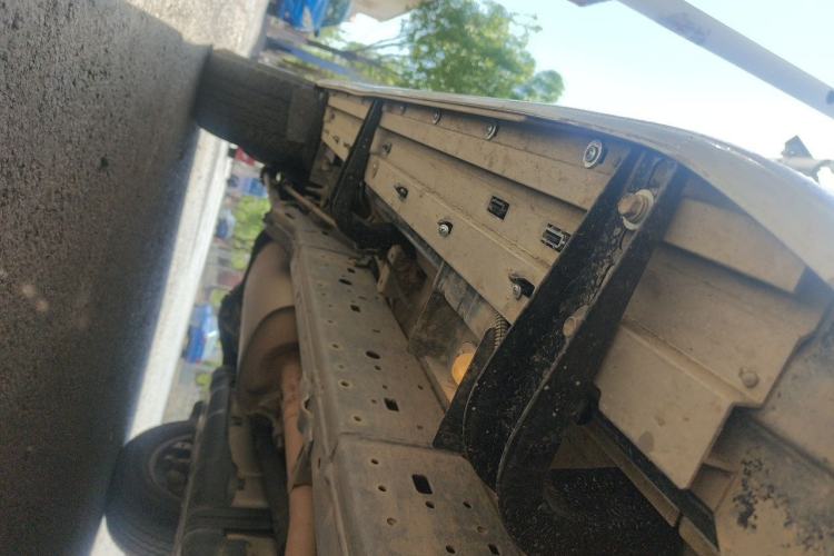 Used Toyota Prado 2019 3.5L Automatic TX-L Deluxe Edition with Rear-Mounted Spare Tire Chassis Front Right