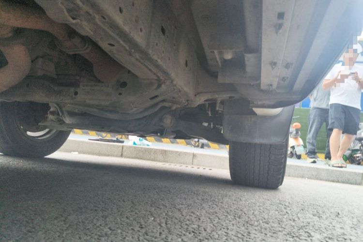Used Toyota Prado 2019 3.5L Automatic TX-L Deluxe Edition with Rear-Mounted Spare Tire Chassis Front Right