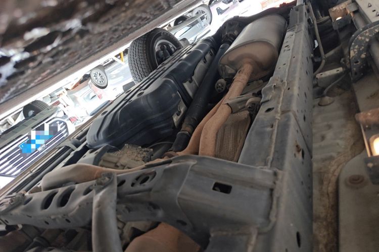 Used Toyota Prado 2019 3.5L Automatic TX-L Deluxe Edition with Rear-Mounted Spare Tire Chassis Front Right