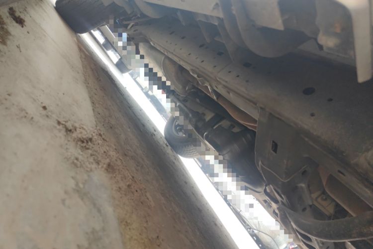 Used Toyota Prado 2019 3.5L Automatic TX-L Deluxe Edition with Rear-Mounted Spare Tire Chassis Front Right