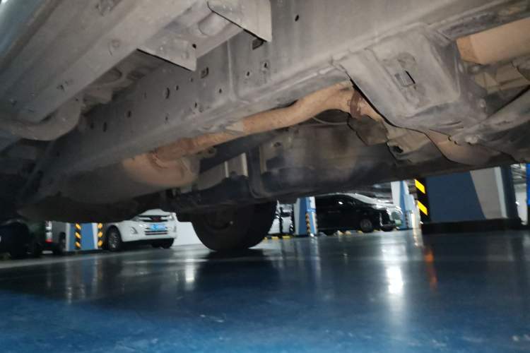 Used Toyota Prado 2019 3.5L Automatic TX-L Deluxe Edition with Rear-Mounted Spare Tire Chassis Front Right