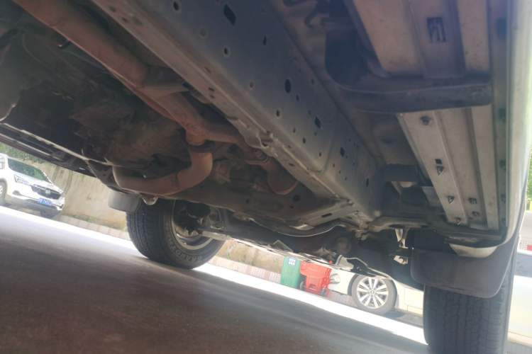 Used Toyota Prado 2019 3.5L Automatic TX-L Deluxe Edition with Rear-Mounted Spare Tire Chassis Front Right