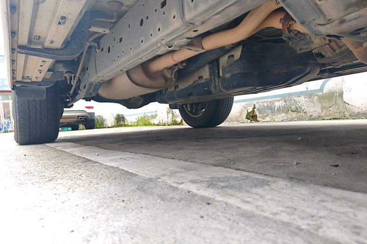 Used Toyota Prado 2019 3.5L Automatic TX-L Deluxe Edition with Rear-Mounted Spare Tire Chassis Front Right