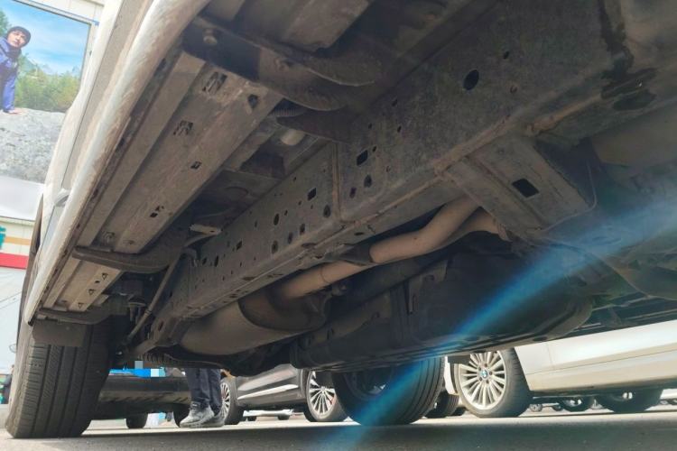 Used Toyota Prado 2019 3.5L Automatic TX-L Deluxe Edition with Rear-Mounted Spare Tire Chassis Front Right