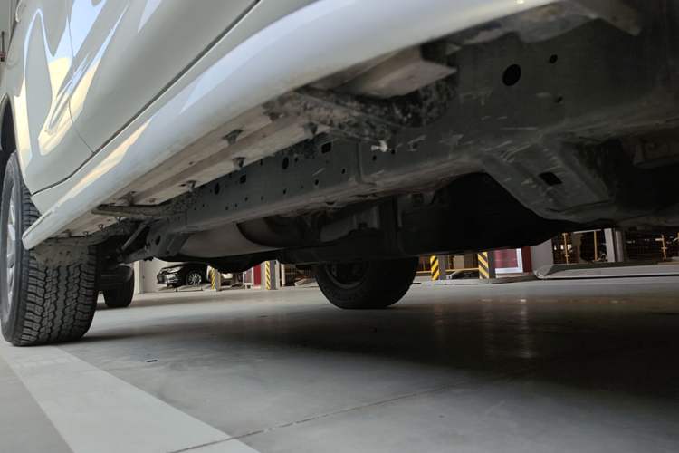 Used Toyota Prado 2019 3.5L Automatic TX-L Deluxe Edition with Rear-Mounted Spare Tire Chassis Front Right