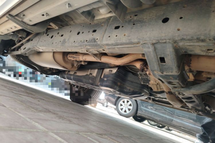 Used Toyota Prado 2019 3.5L Automatic TX-L Deluxe Edition with Rear-Mounted Spare Tire Chassis Front Right