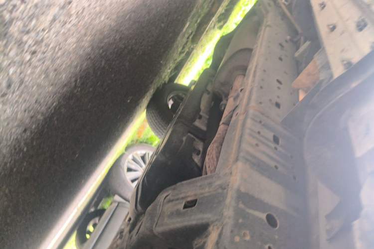 Used Toyota Prado 2019 3.5L Automatic TX-L Deluxe Edition with Rear-Mounted Spare Tire Chassis Front Right