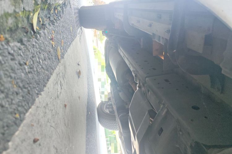 Used Toyota Prado 2019 3.5L Automatic TX-L Deluxe Edition with Rear-Mounted Spare Tire Chassis Front Right