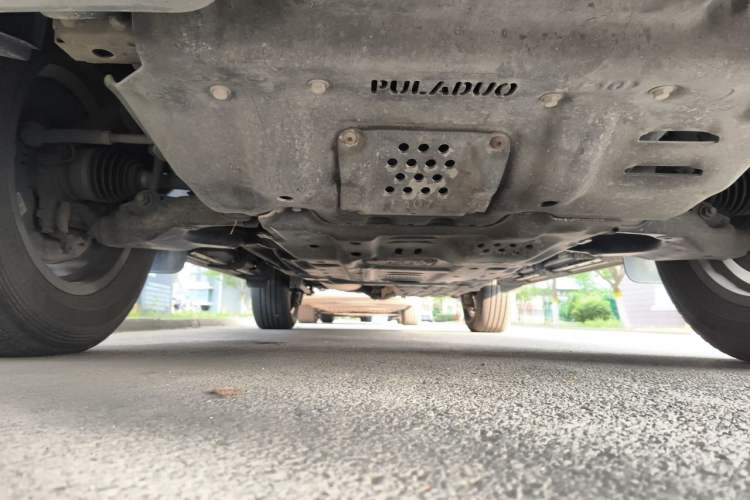 Used Toyota Prado 2019 3.5L Automatic TX-L Deluxe Edition with Rear-Mounted Spare Tire Chassis Front