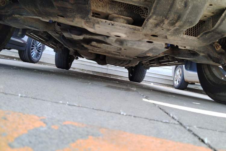 Used Toyota Prado 2019 3.5L Automatic TX-L Deluxe Edition with Rear-Mounted Spare Tire Chassis Front