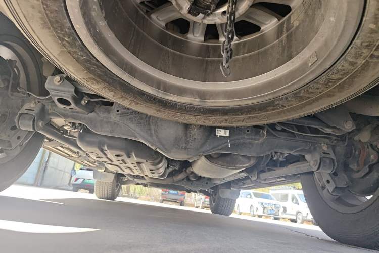 Used Toyota Prado 2019 3.5L Automatic TX-L Deluxe Edition with Rear-Mounted Spare Tire Chassis Rear