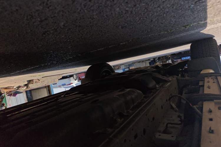 Used Toyota Prado 2019 3.5L Automatic TX-L Deluxe Edition with Rear-Mounted Spare Tire Chassis Rear Left