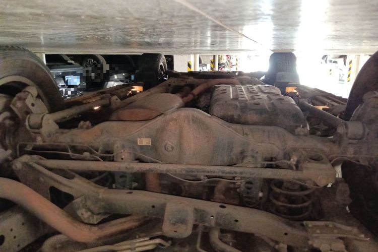Used Toyota Prado 2019 3.5L Automatic TX-L Deluxe Edition with Rear-Mounted Spare Tire Chassis Rear