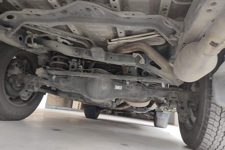 Used Toyota Prado 2019 3.5L Automatic TX-L Deluxe Edition with Rear-Mounted Spare Tire Chassis Rear