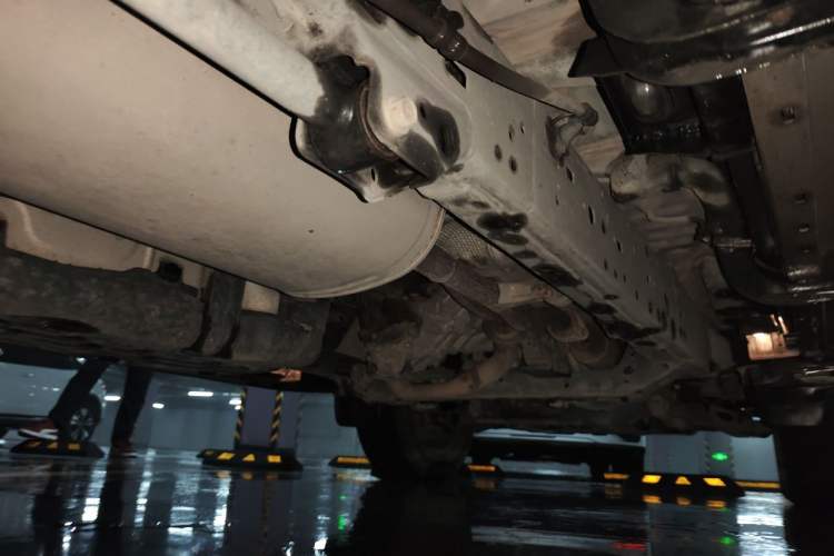 Used Toyota Prado 2019 3.5L Automatic TX-L Deluxe Edition with Rear-Mounted Spare Tire Chassis Rear Right
