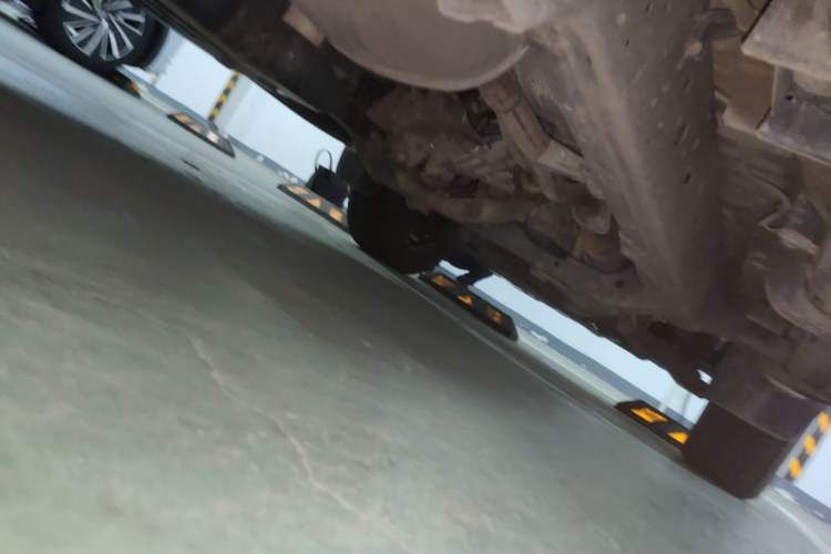 Used Toyota Prado 2019 3.5L Automatic TX-L Deluxe Edition with Rear-Mounted Spare Tire Chassis Rear Right