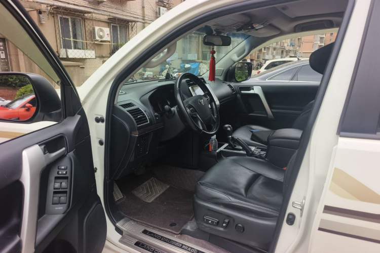Used Toyota Prado 2019 3.5L Automatic TX-L Deluxe Edition Driver Seat