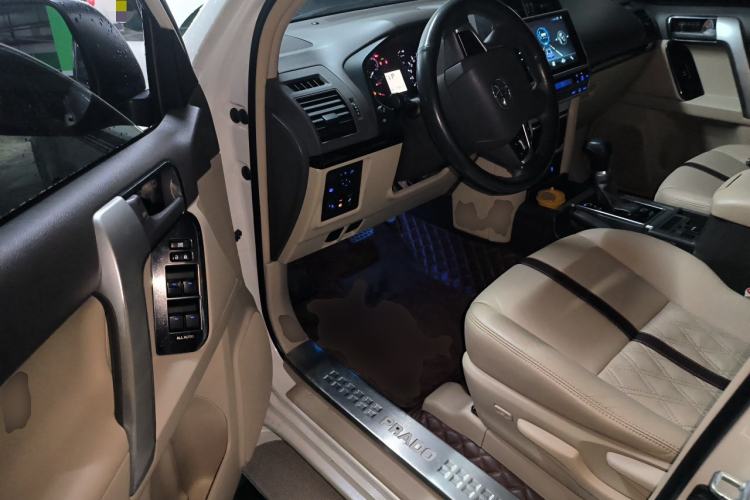 Used Toyota Prado 2019 2.7L TX-L U.S. Specification Driver Seat