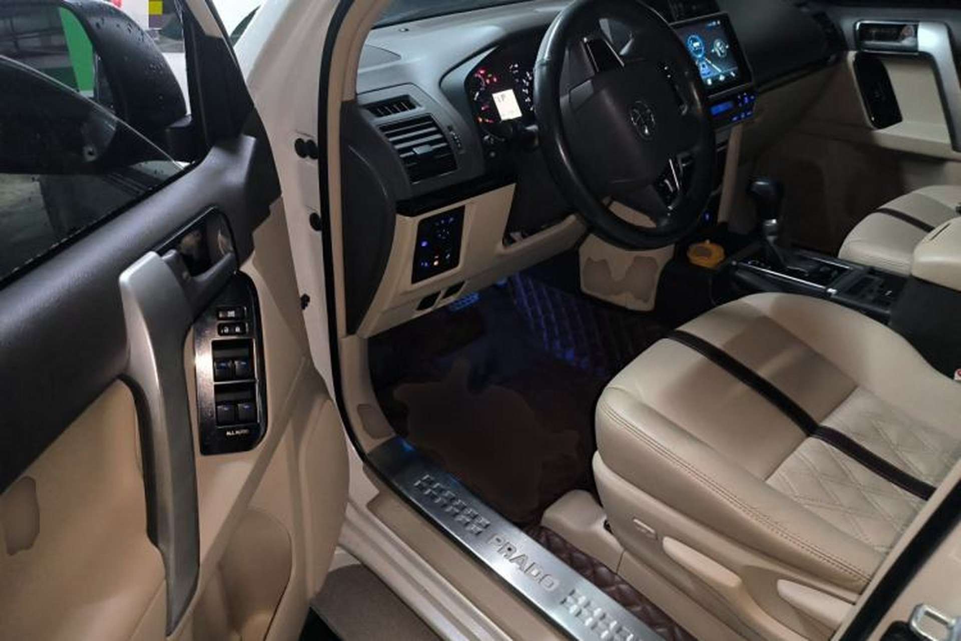 Used Toyota Prado 2019 2.7L TX-L U.S. Specification Driver Seat