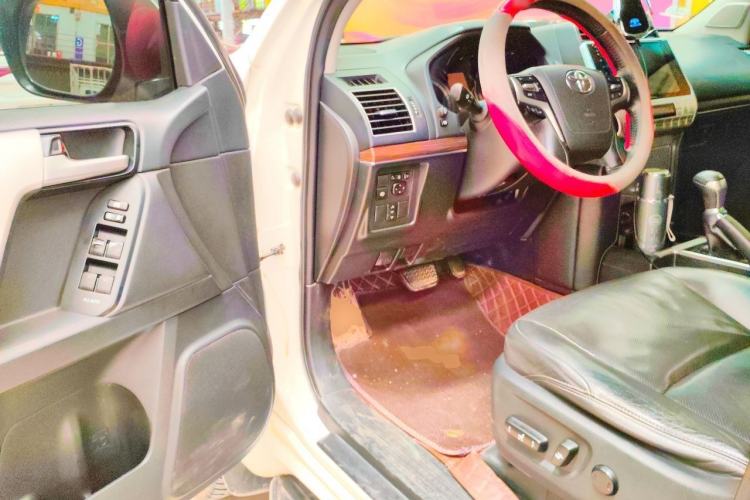Used Toyota Prado 2019 3.5L Automatic TX-L Deluxe Edition with Rear-Mounted Spare Tire Driver Seat