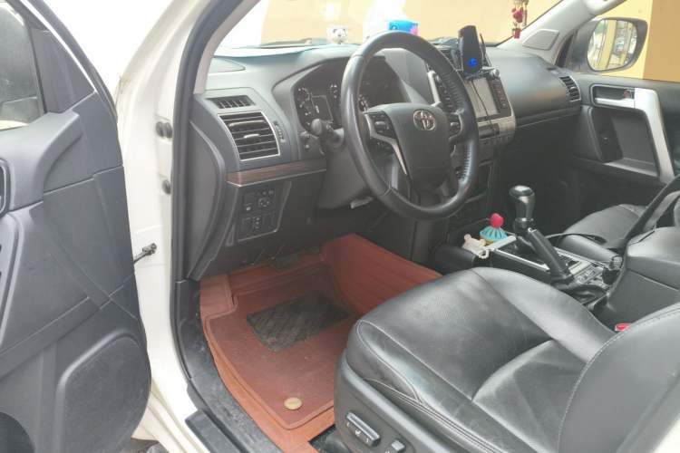 Used Toyota Prado 2019 3.5L Automatic TX-L Deluxe Edition Driver Seat