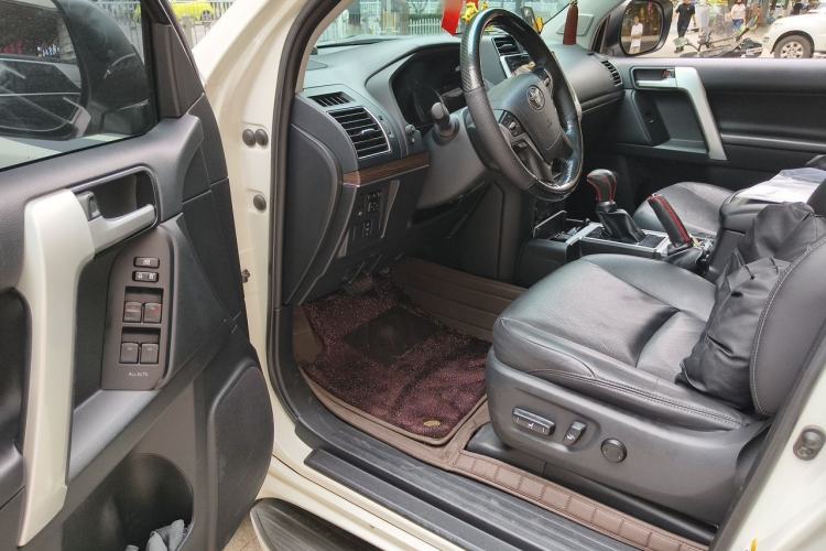 Used Toyota Prado 2019 3.5L Automatic TX-L Deluxe Edition with Rear-Mounted Spare Tire Driver Seat