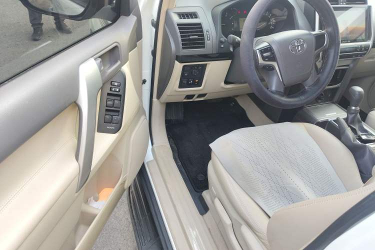 Used Toyota Prado  Driver Seat